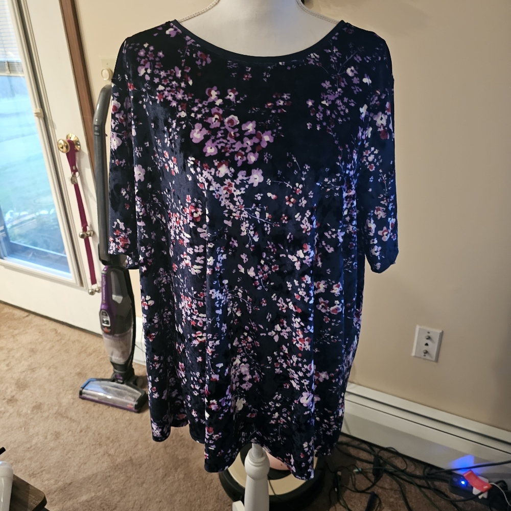 Floral Short Sleeve
